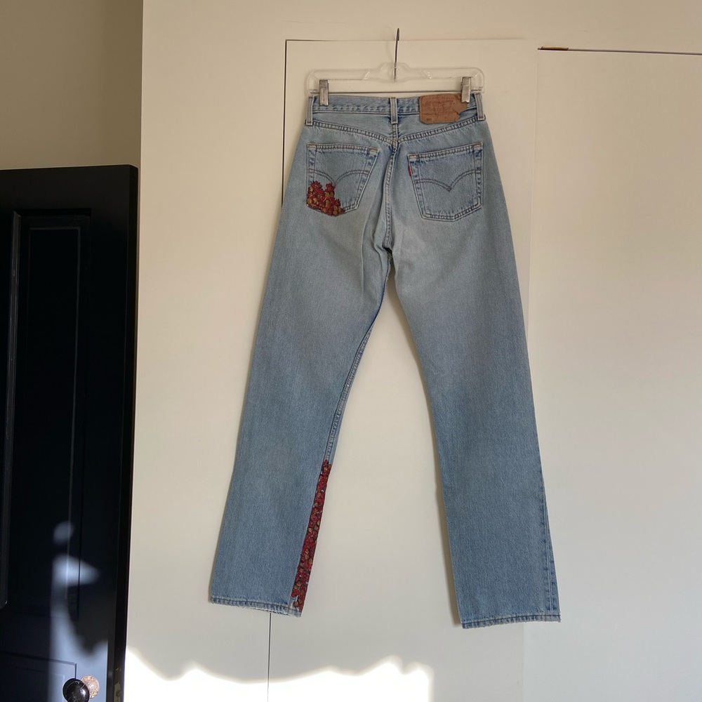 Vintage painted Levi’s - Picture 7 of 9